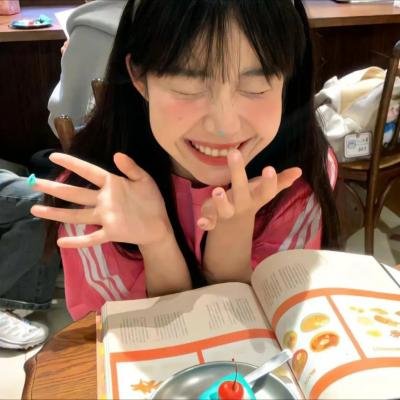 扬眉女导甘比茵